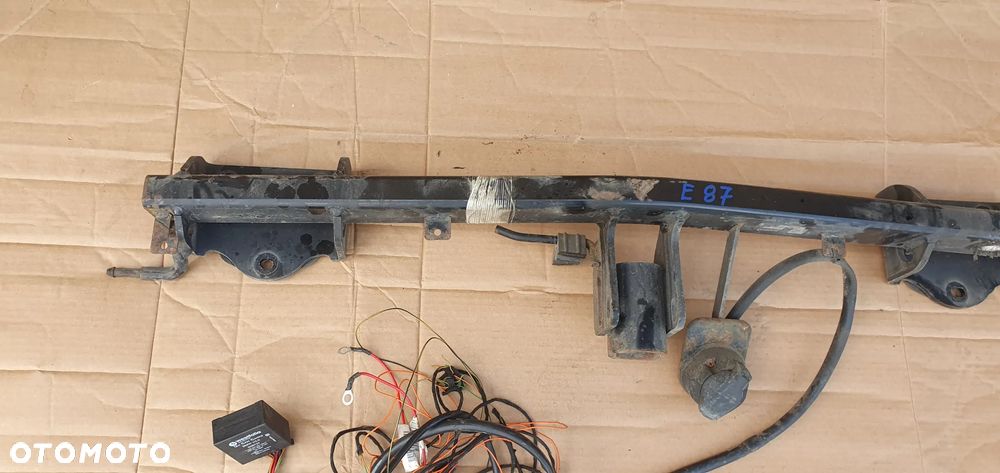 Hak holowniczy odpinany belka bez kuli instalacja moduł BMW I E81 506737 - 2