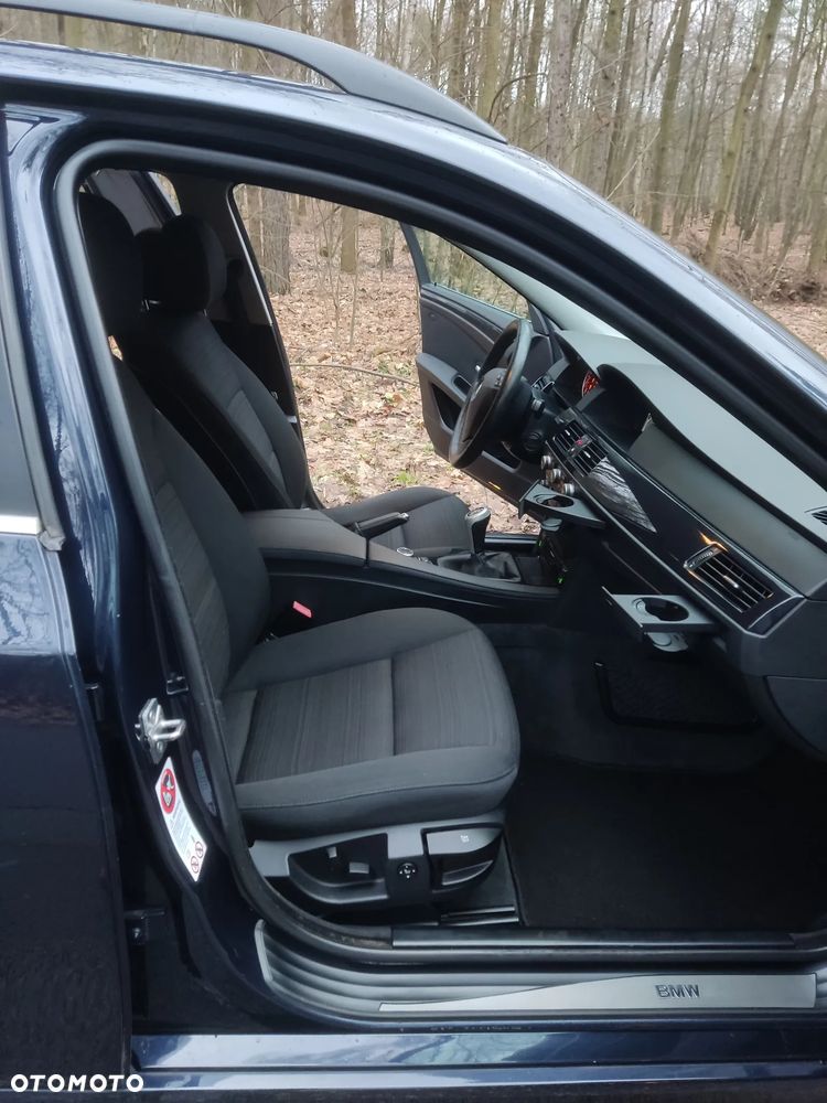 BMW Seria 5 520d Edition Exclusive - 34