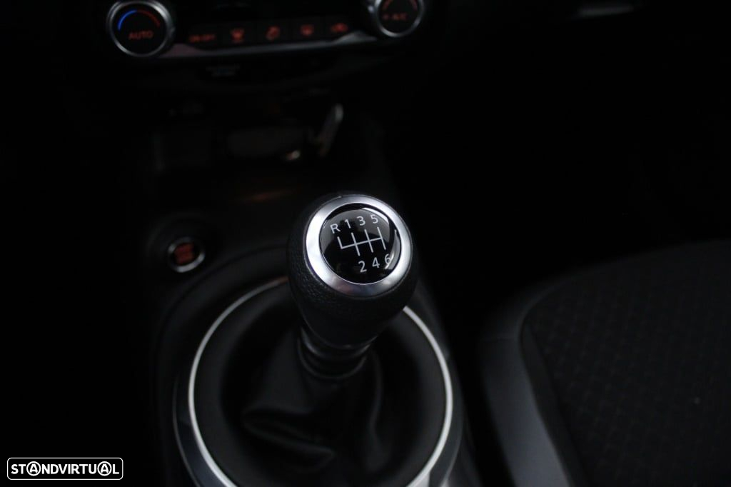 Nissan Juke 1.0 DIG-T N-Connecta - 29