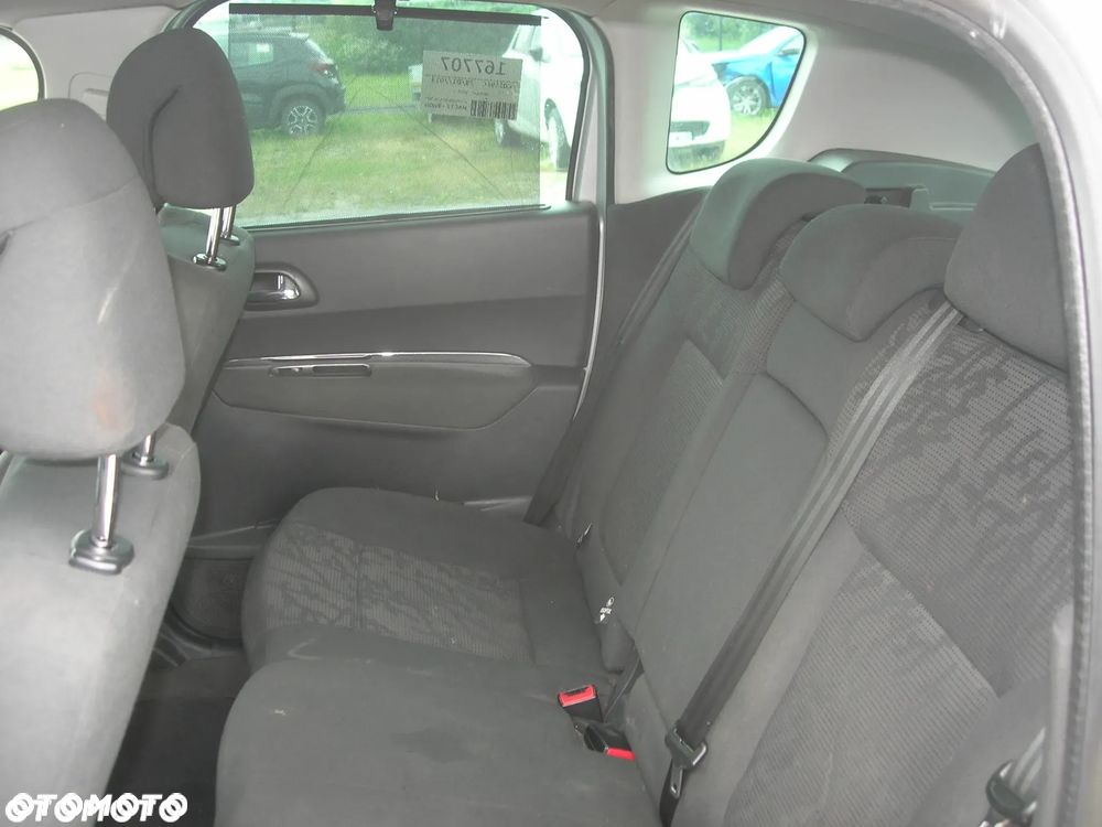 Peugeot 3008 HDi FAP 115 Active - 17