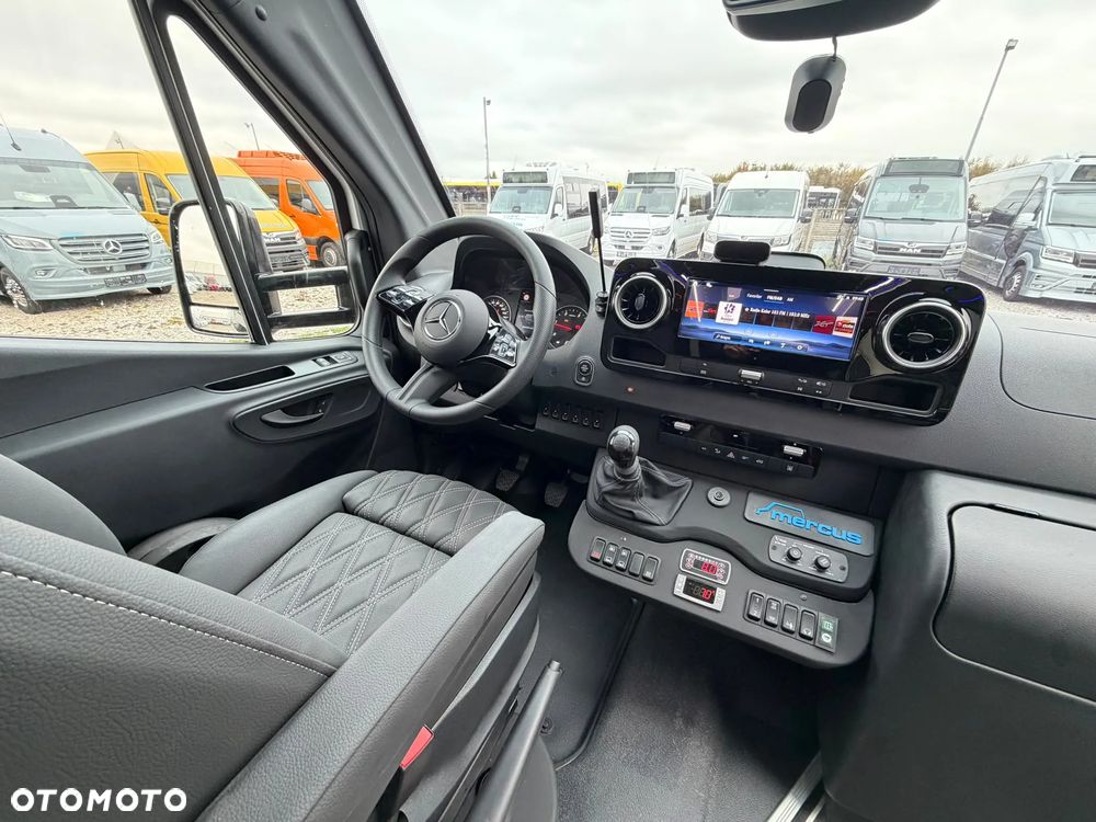 Mercedes-Benz Sprinter 519 - 32