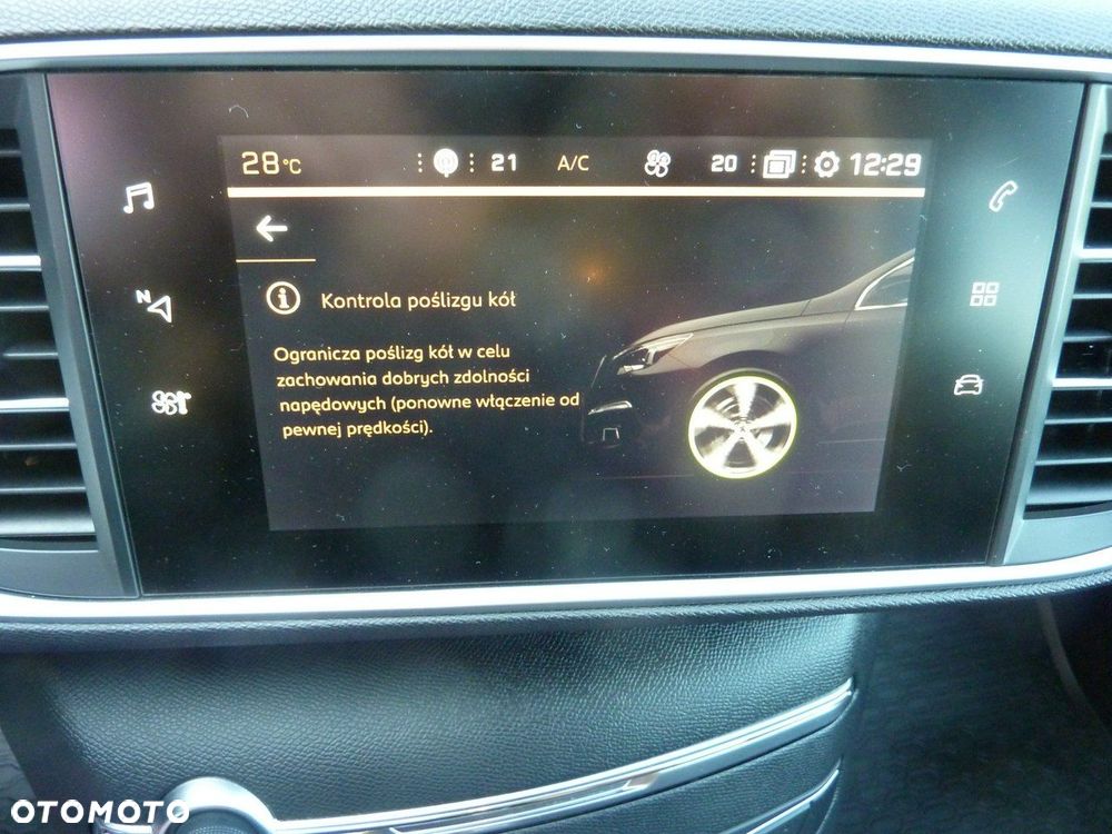 Peugeot 308 - 25