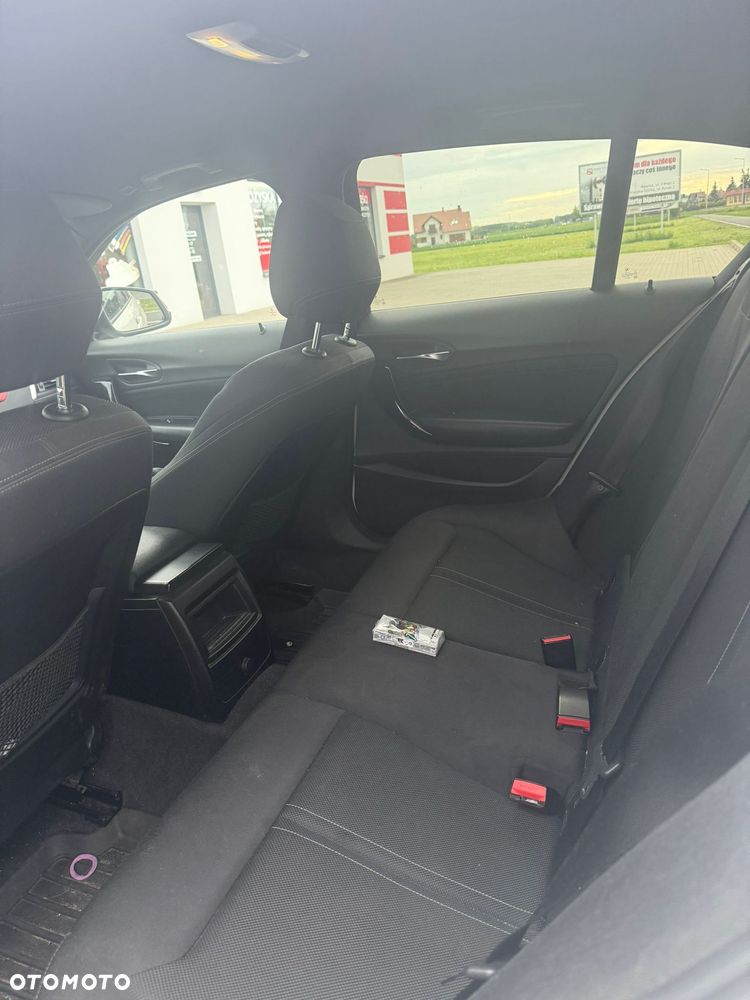 BMW Seria 1 116i - 5