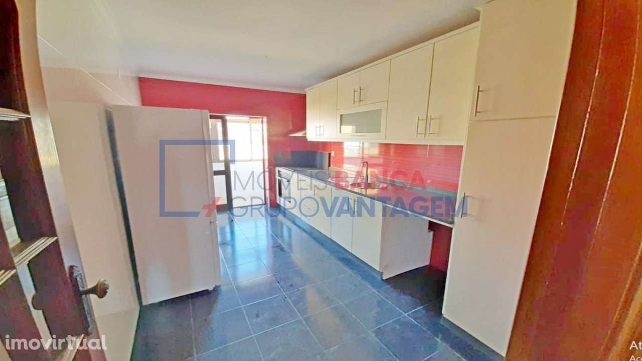 APARTAMENTO T3 EM BAGUIM DIO MONTE - RIO TINTO - Grande imagem: 4/18