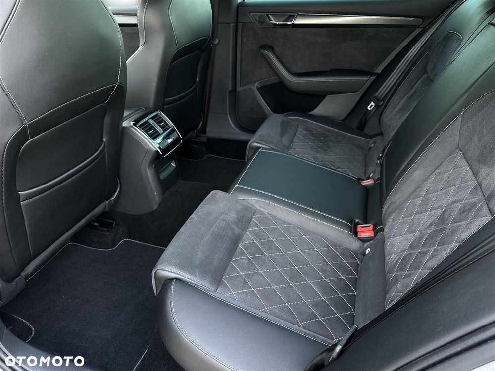 Skoda Superb 2.0 TSI Sportline DSG - 13