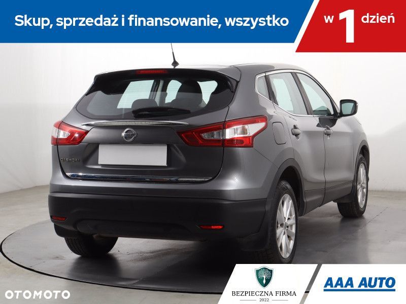 Nissan Qashqai - 7
