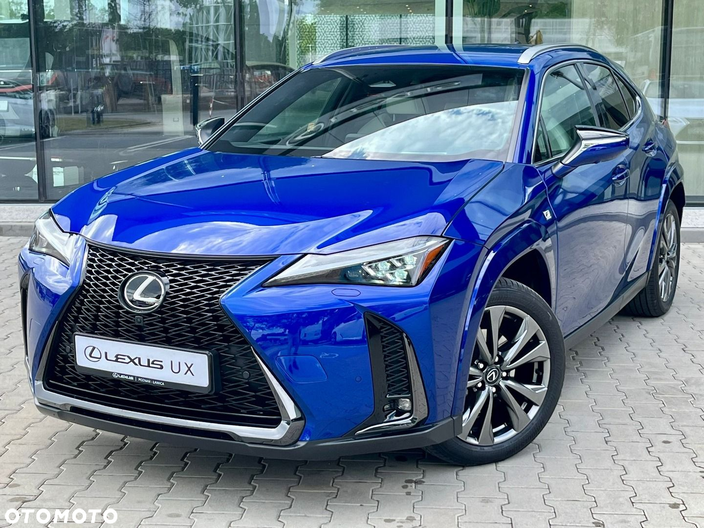 Lexus UX - 7