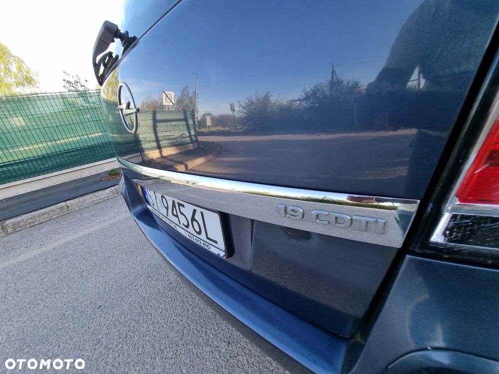 Opel Zafira 1.9 CDTI Cosmo - 9