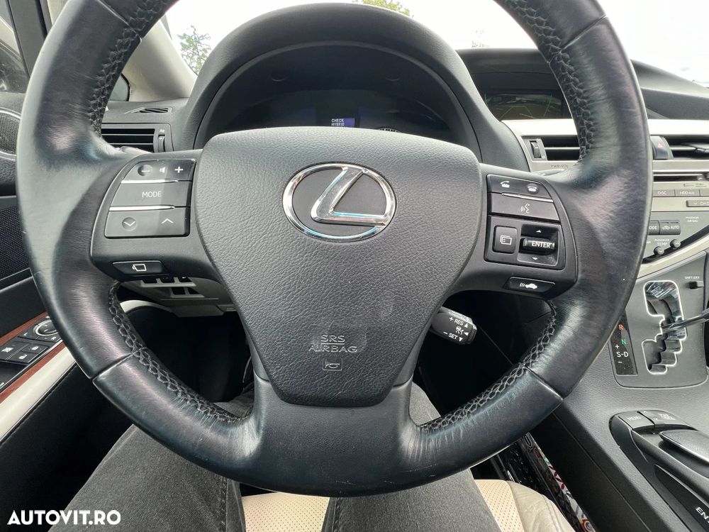 Lexus Seria RX 450h Aut. Executive - 21