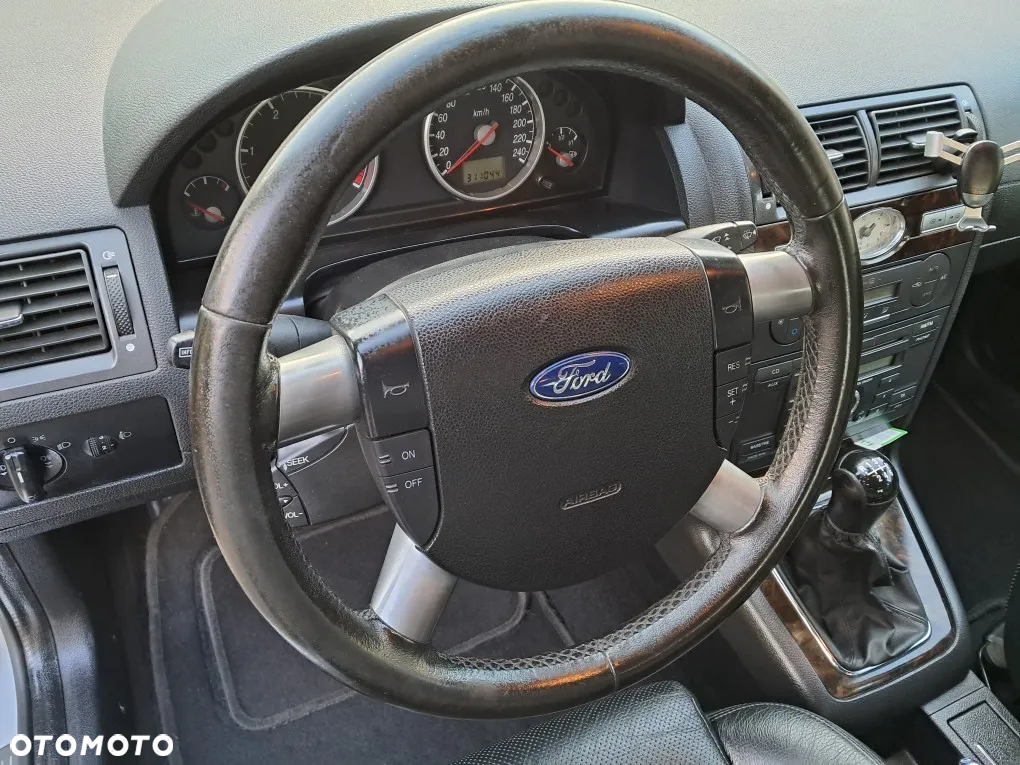 Ford Mondeo Turnier 2.0 TDCi Ghia - 22