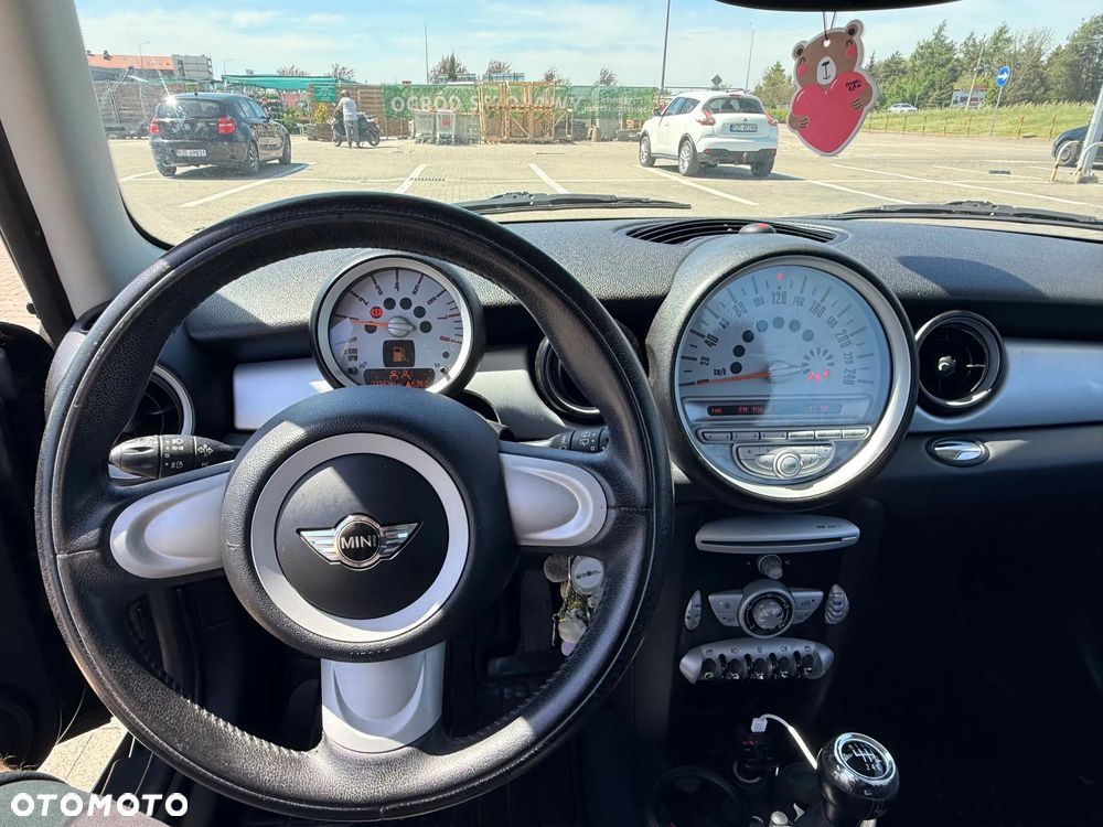 MINI ONE Standard - 7