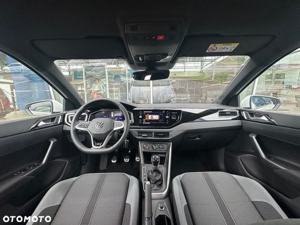 Volkswagen Polo - 16