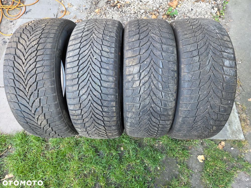 235/50/R19 NEXEN - 7