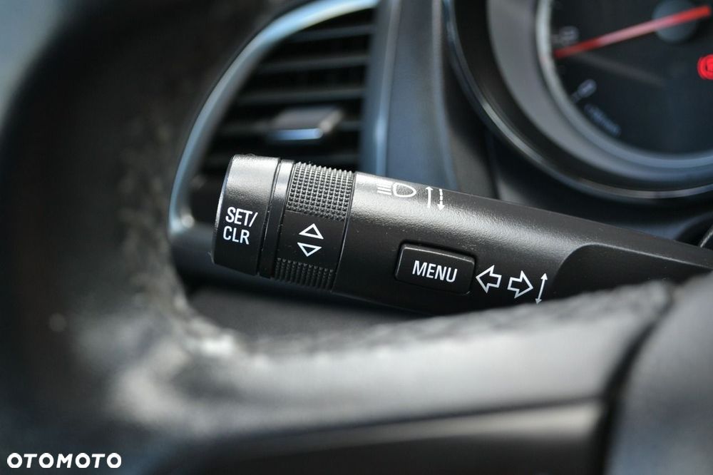 Opel Astra 1.4 T Active EU6 - 21