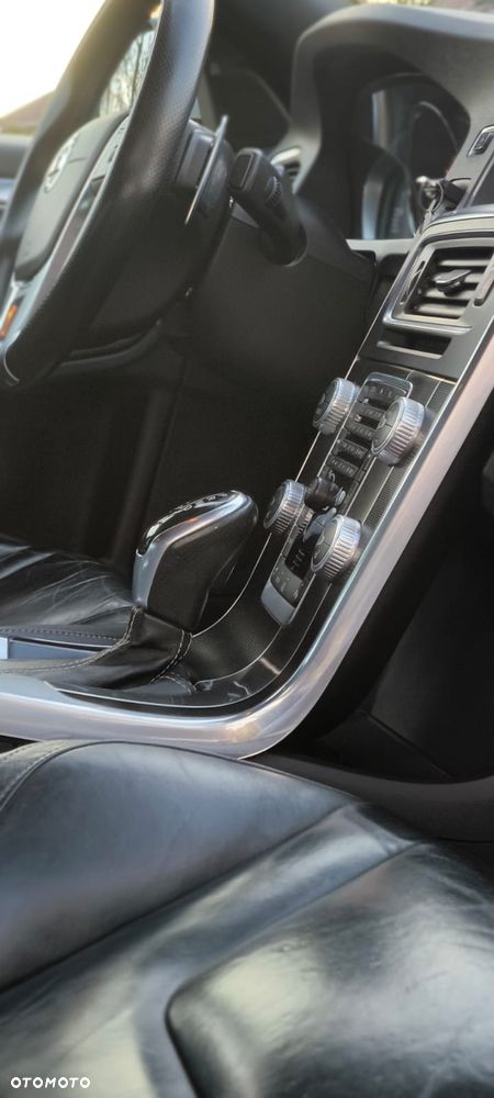 Volvo S60 T5 Geartronic RDesign - 21