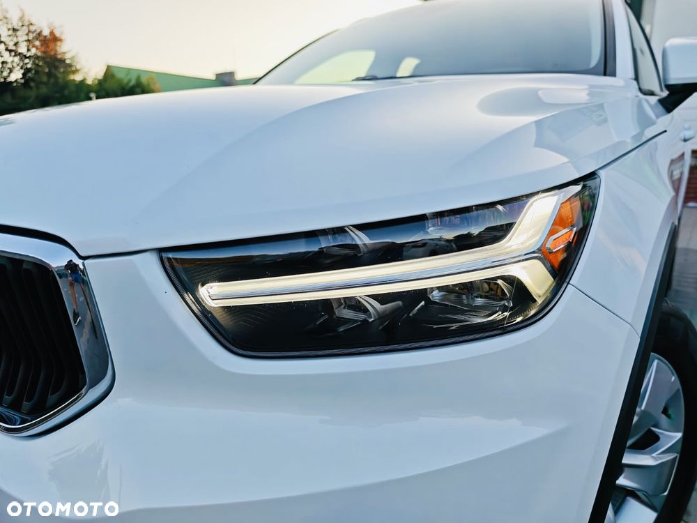 Volvo XC 40 T5 AWD Momentum Pro - 16
