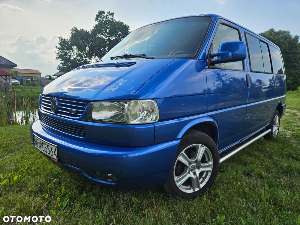 Volkswagen Multivan - 2
