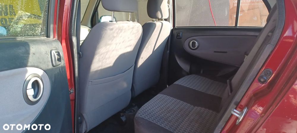 Daihatsu Trevis 1.0 Junior - 15