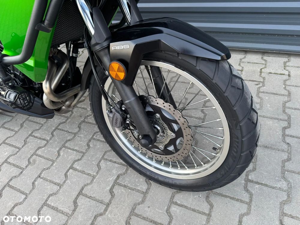 Kawasaki Versys-X 300 - 11