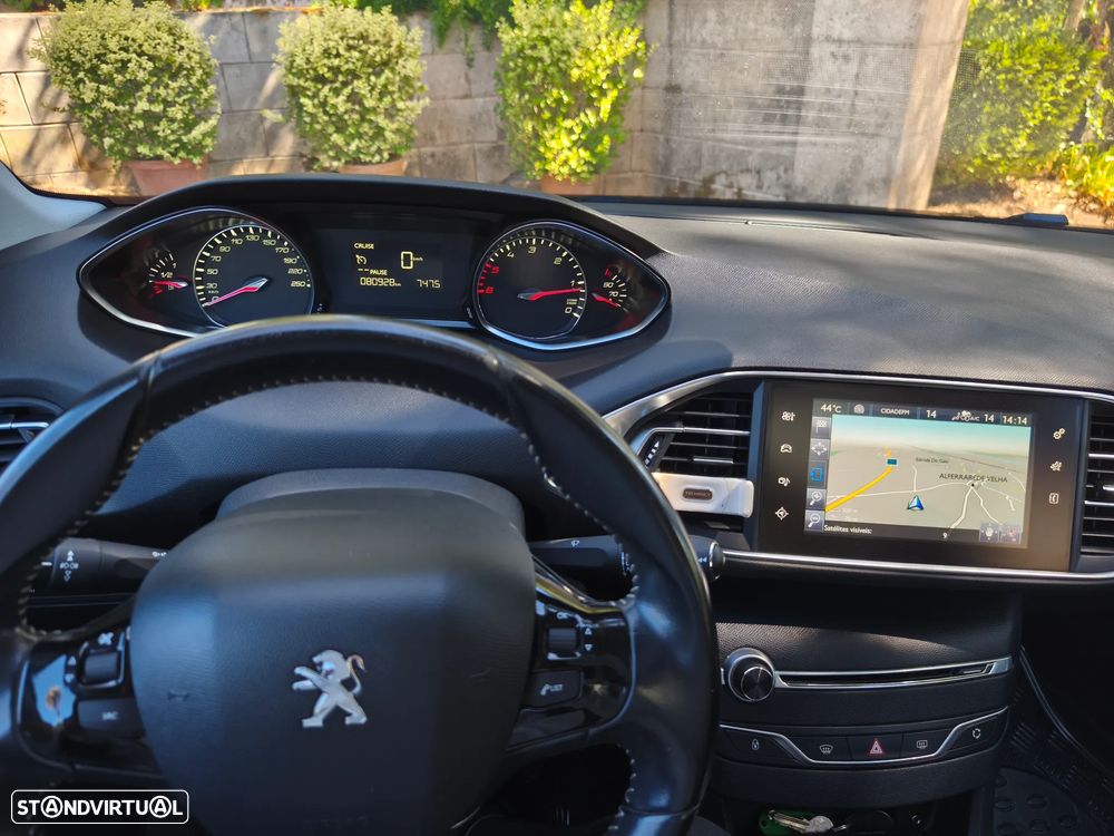 Peugeot 308 1.6 BlueHDi Allure - 4