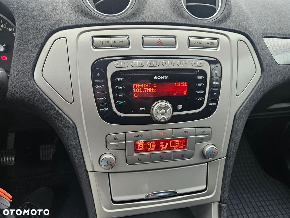 Ford Mondeo SW 1.6 Ti-VCT Ambiente - 18