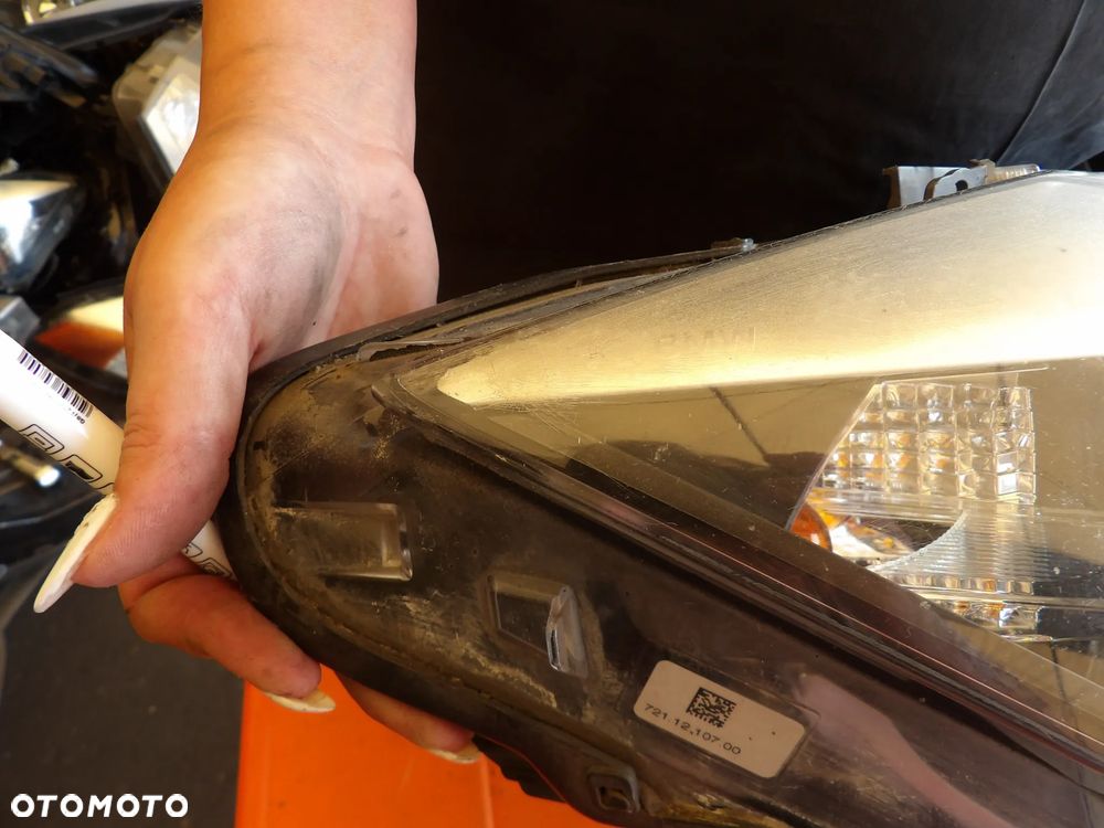 BMW - F30 - H7 - USZKODZONE SZKŁO - PRAWA LAMPA PRZEDNIA  - UK - 7259540 - 5