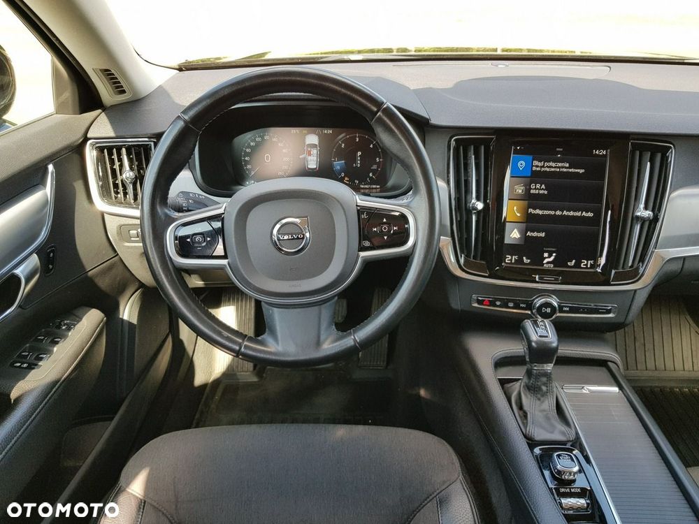 Volvo V90 D4 Momentum - 13
