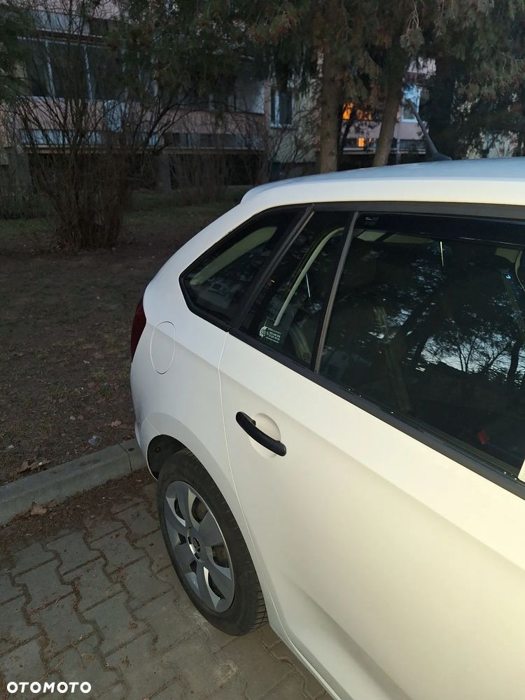 Skoda RAPID Spb 1.4 TDI DPF Active - 9