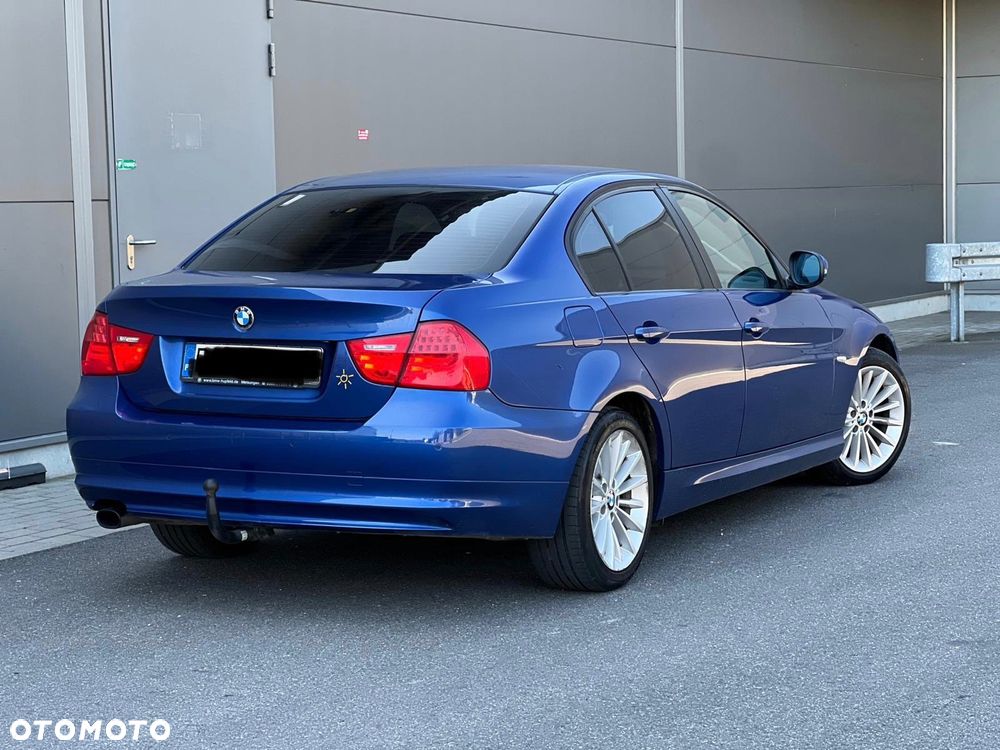 BMW Seria 3 318i Edition Sport - 5