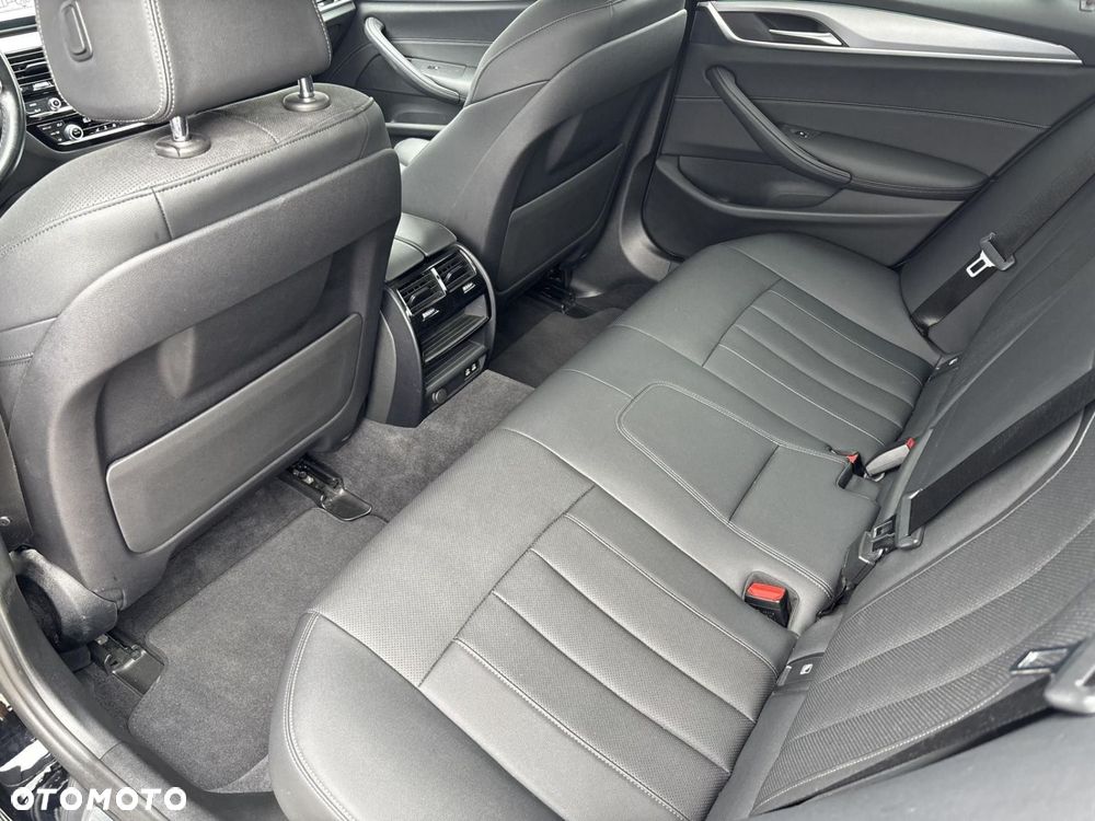 BMW Seria 5 - 14