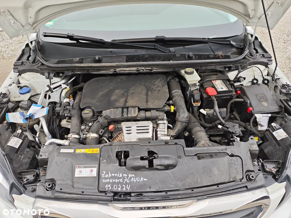 Peugeot 308 PureTech 110 Stop & Start Style - 17