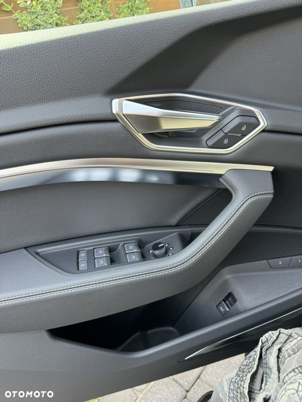 Audi Q8 e-tron 50 95kWh Quattro Advanced - 25