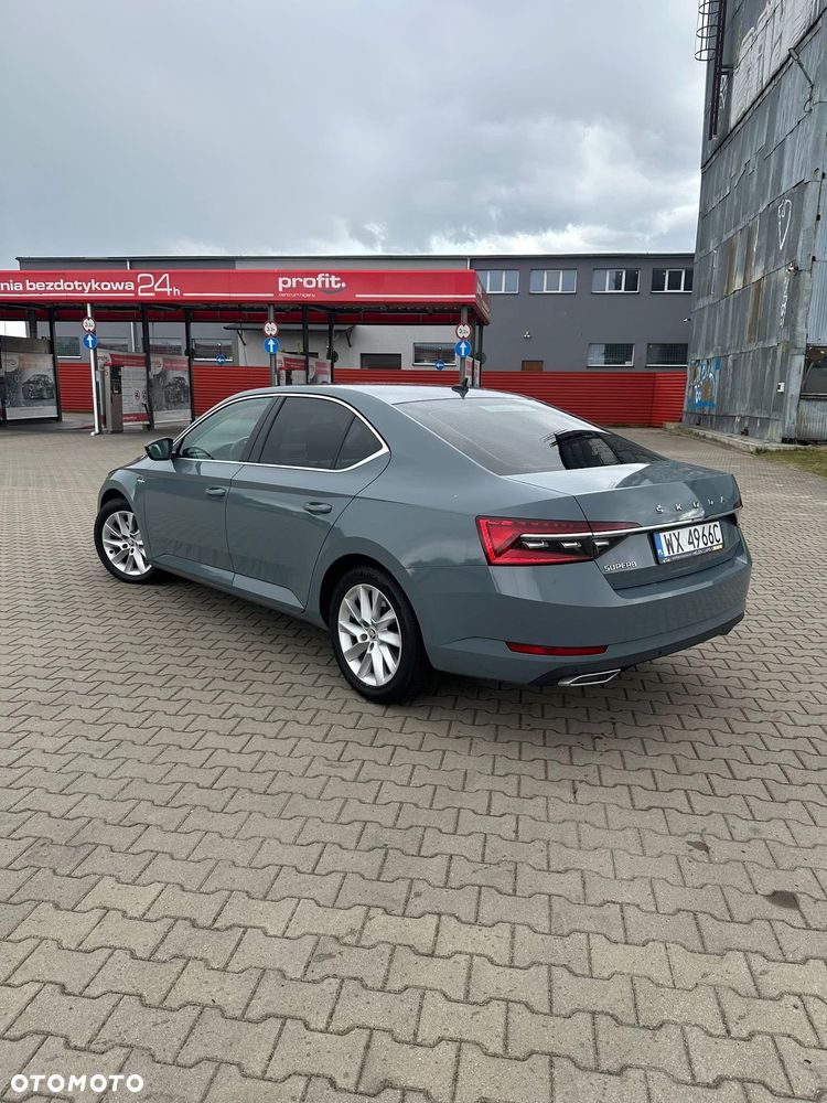 Skoda Superb 2.0 TDI L&K DSG - 5