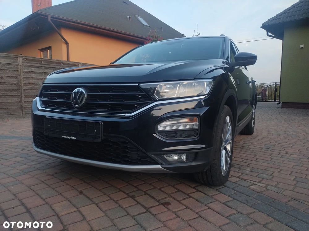 Volkswagen T-Roc 2020 photo 2