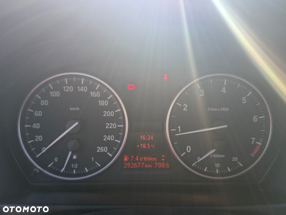 BMW Seria 3 320i - 9