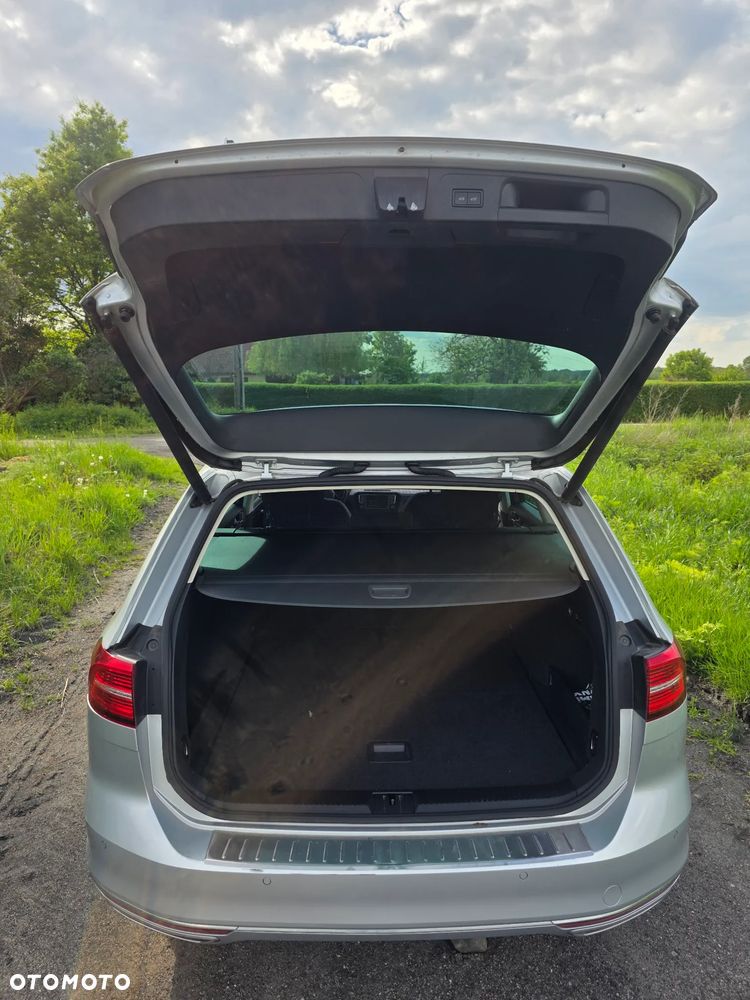 Volkswagen Passat 2.0 TDI BMT Highline DSG - 11