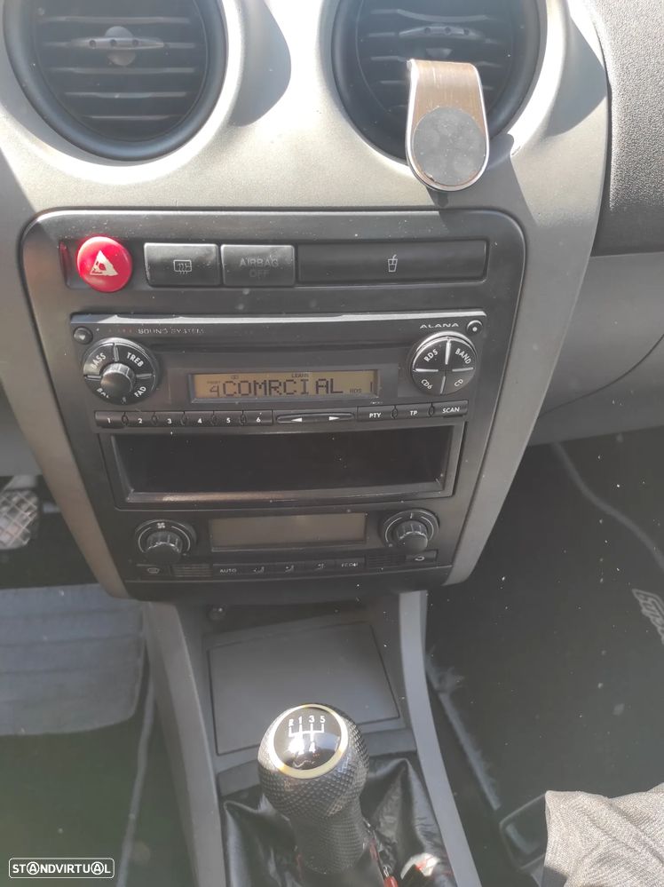 SEAT Cordoba 1.9 TDI Signo - 8
