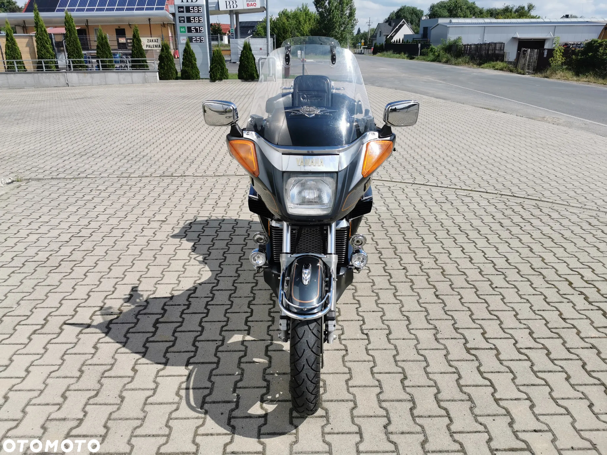 Yamaha XVZ - 7