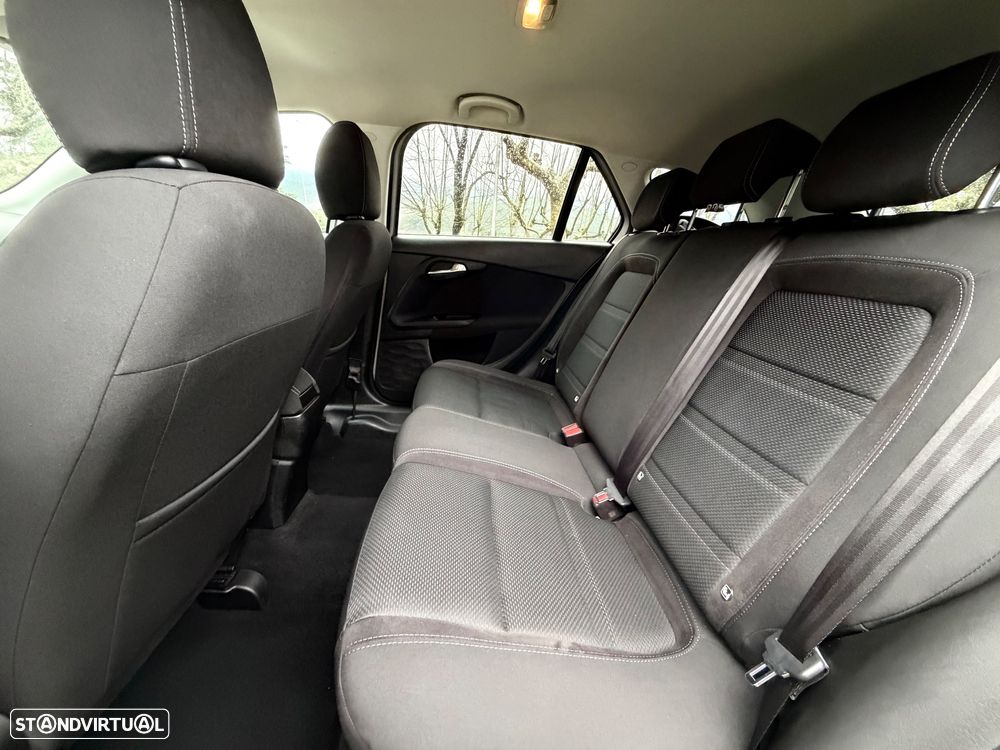 Fiat Tipo Station Wagon 1.3 M-Jet Lounge Tech - 28