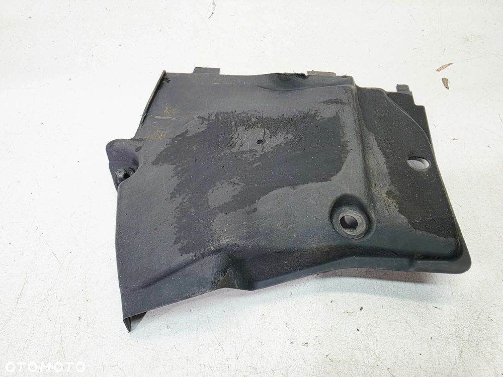 OSŁONA PODWOZIA PRAWY PRZÓD MAŁA AUDI A4 B9 A5 8W 8W0825202 80/26 - 8