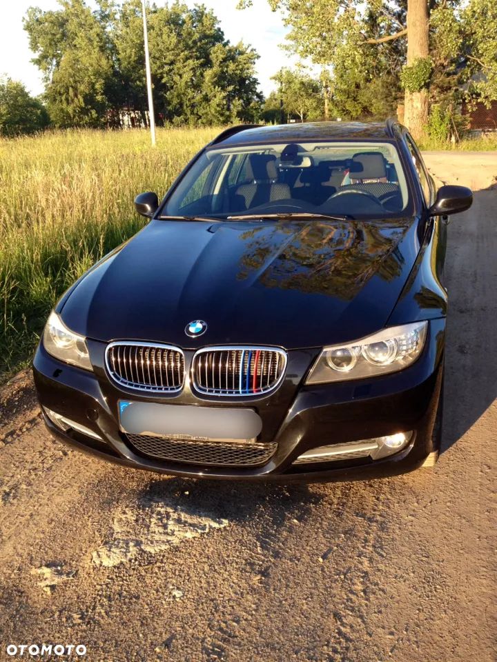 BMW Seria 3 318d DPF - 1
