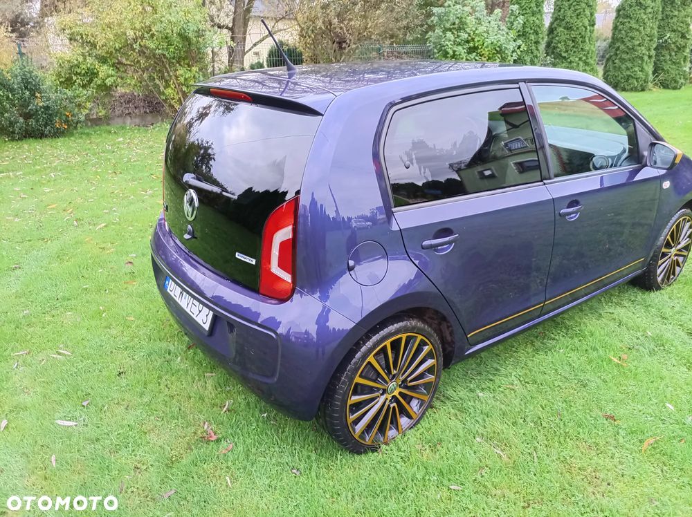 Volkswagen up! - 4