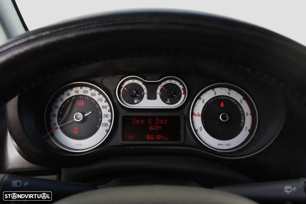 Fiat 500L 1.3 MJ Pop Star S&S - 32