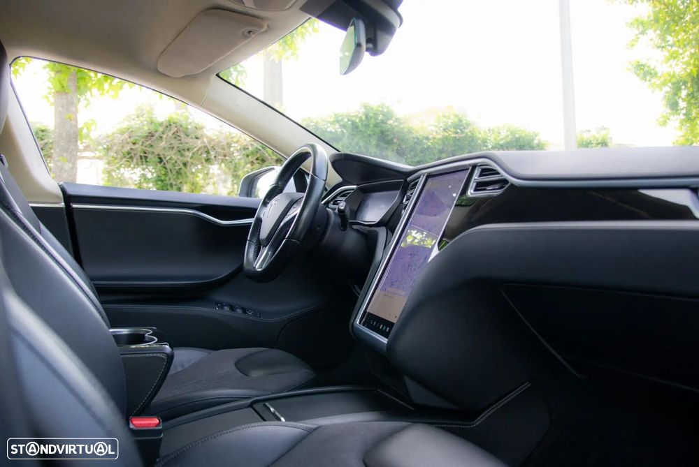 Tesla Model S 70D AWD - 23
