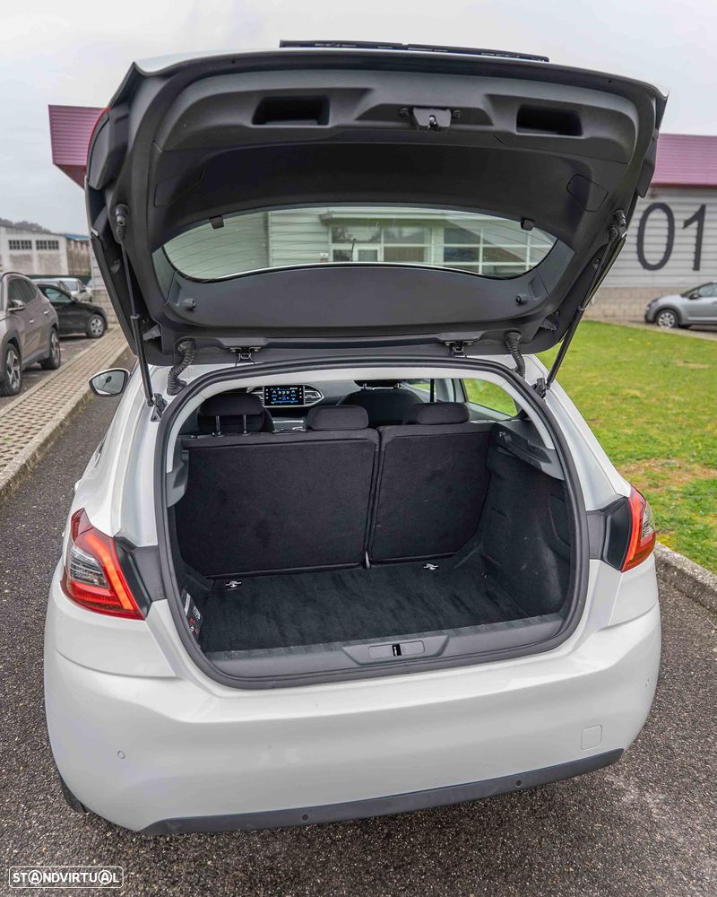 Peugeot 308 PureTech 130 GPF EAT8 Stop & Start Active Pack - 30