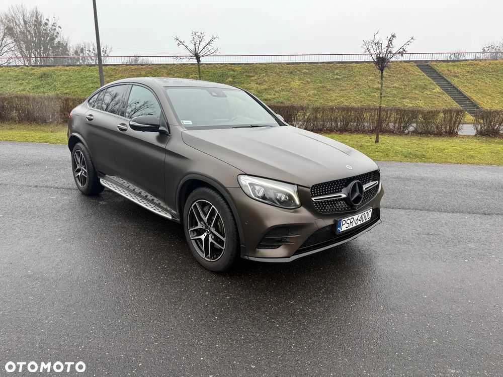 Mercedes-Benz GLC - 1