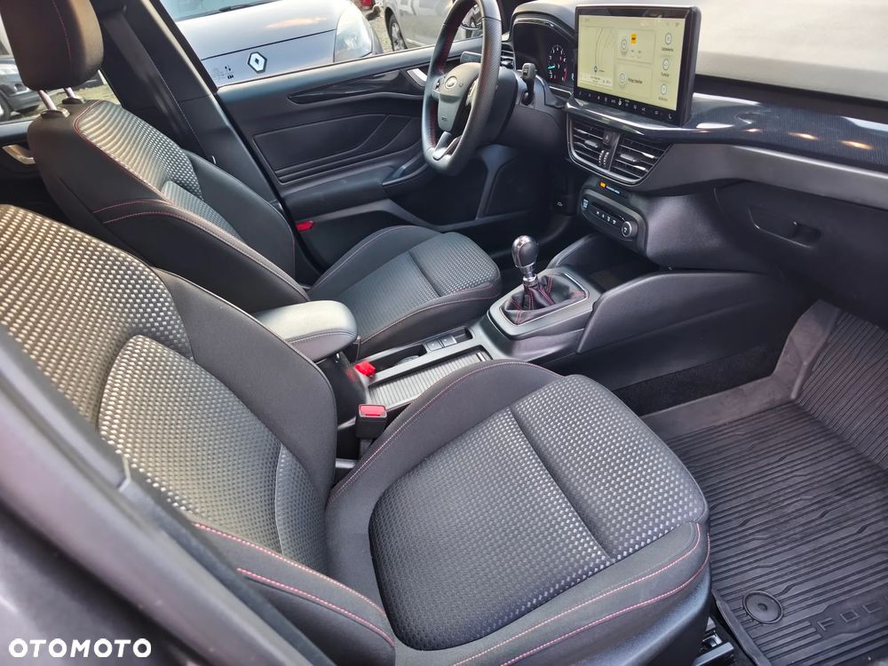 Ford Focus 1.0 EcoBoost ST-Line Style - 10