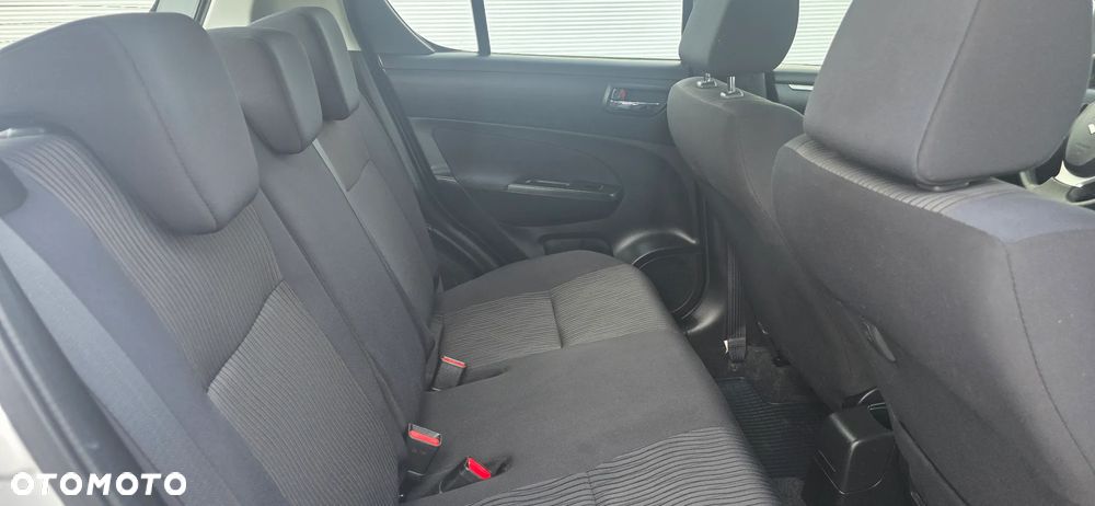 Suzuki Swift 1.2 4x4 Club - 11