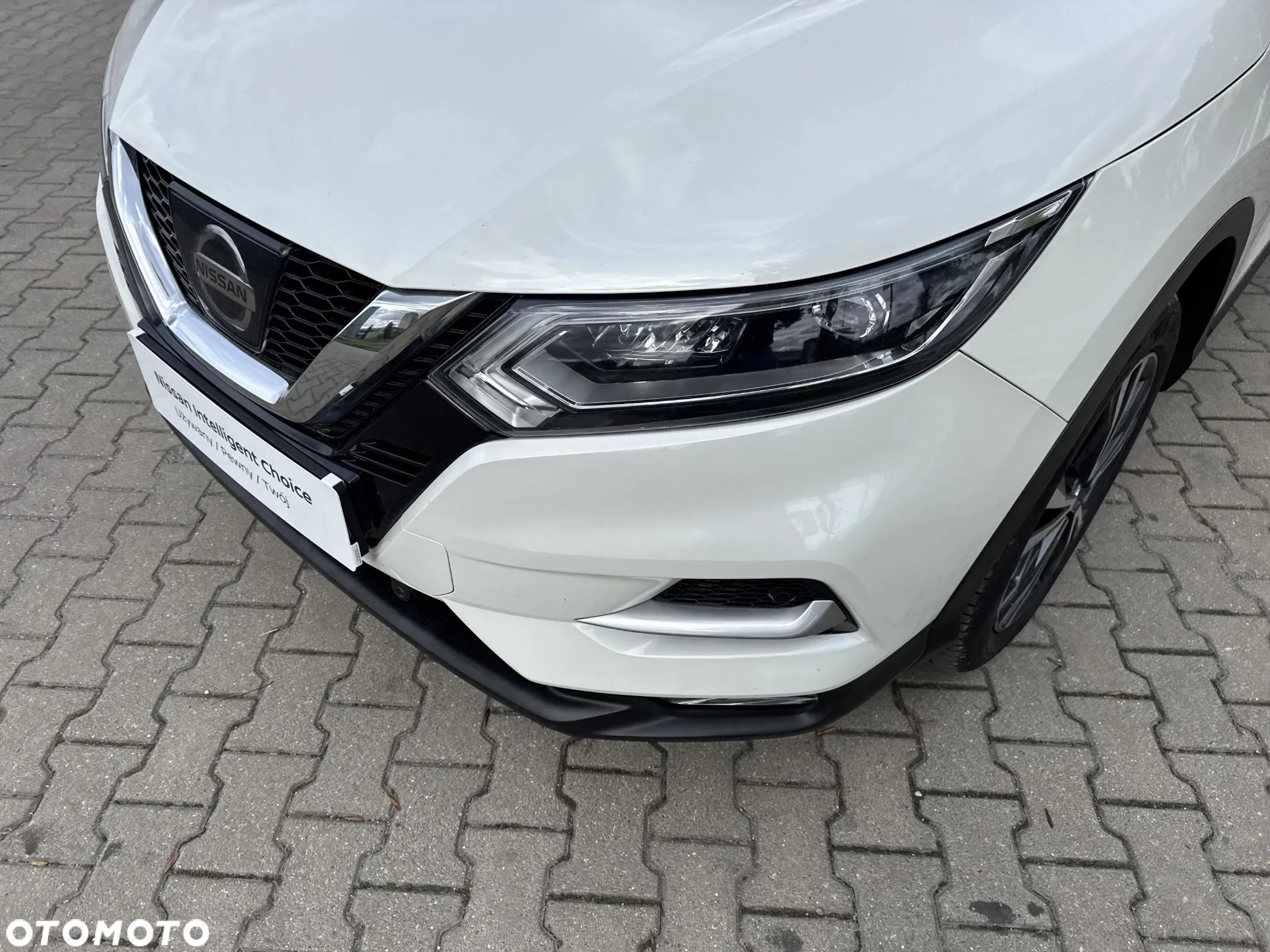 Nissan Qashqai 1.6 DIG-T N-Connecta - 20