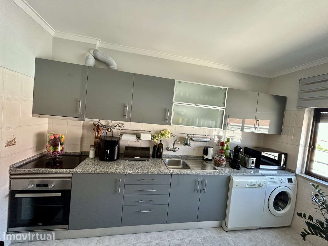 Apartamento T3, semi-renovado, no Centro da Amora! - Grande imagem: 5/40